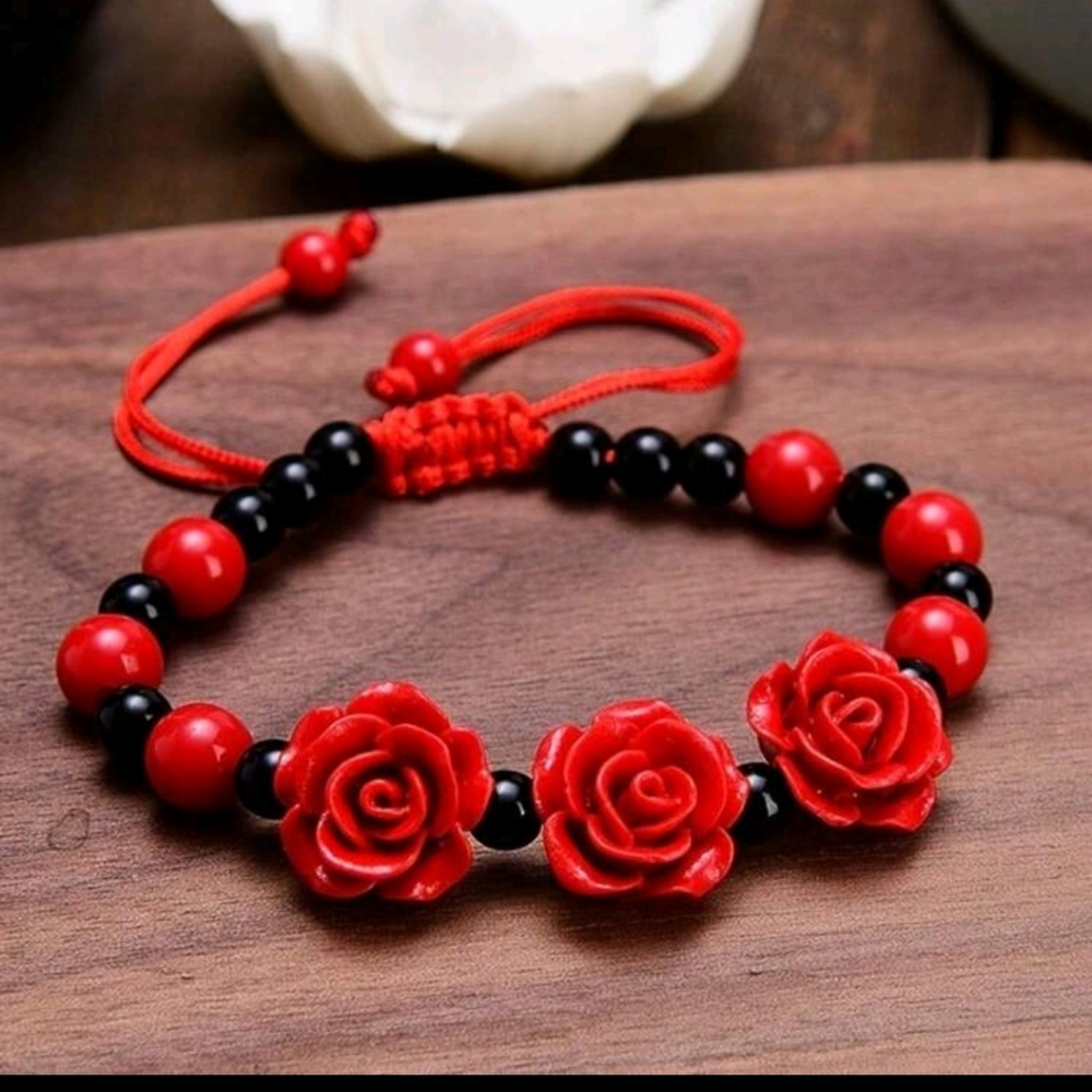 Red Rose Beaded Bracelet